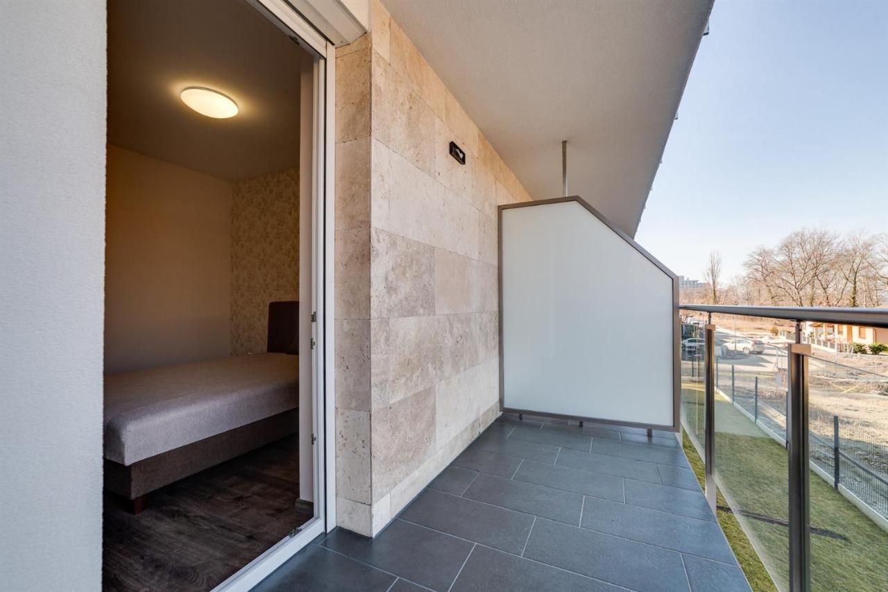 Forest Foeldvar Apartmanok By Bltn Balatonföldvár Εξωτερικό φωτογραφία