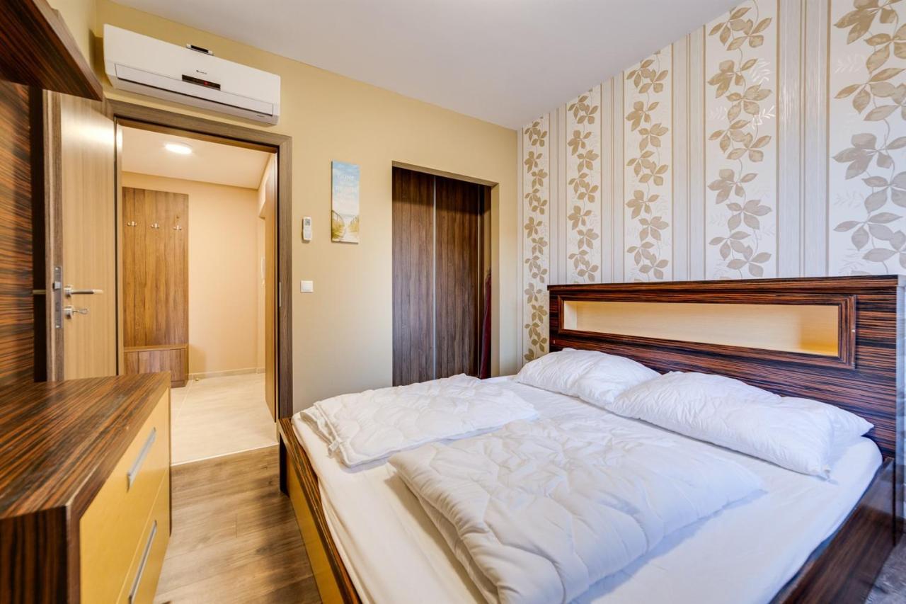 Forest Foeldvar Apartmanok By Bltn Balatonföldvár Εξωτερικό φωτογραφία