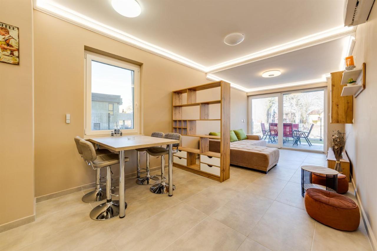Forest Foeldvar Apartmanok By Bltn Balatonföldvár Εξωτερικό φωτογραφία