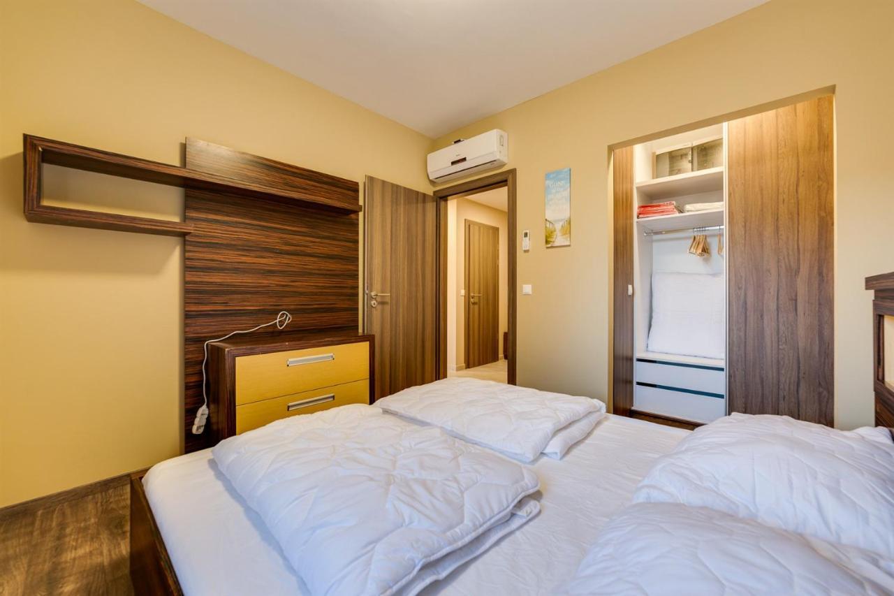 Forest Foeldvar Apartmanok By Bltn Balatonföldvár Εξωτερικό φωτογραφία