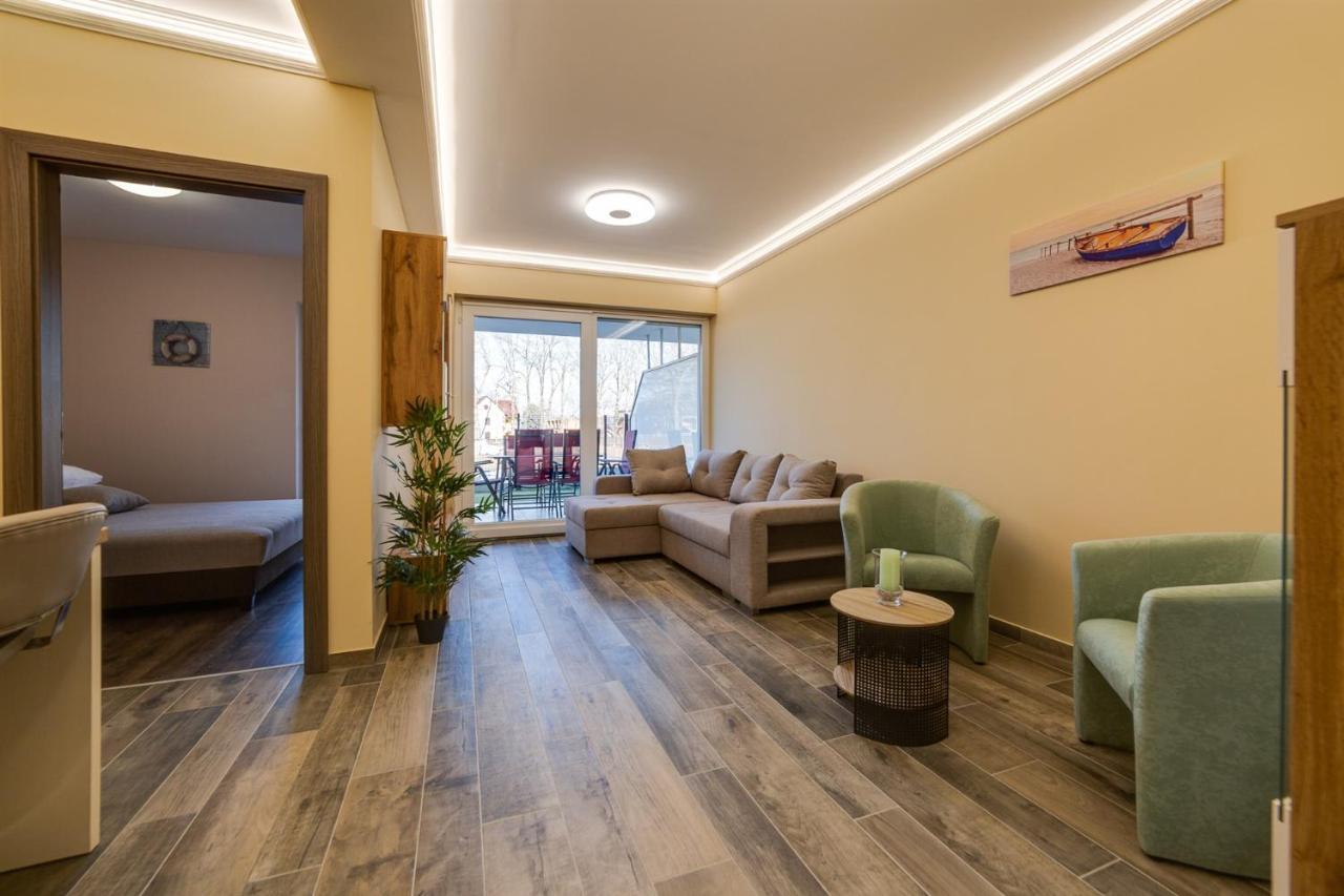 Forest Foeldvar Apartmanok By Bltn Balatonföldvár Εξωτερικό φωτογραφία