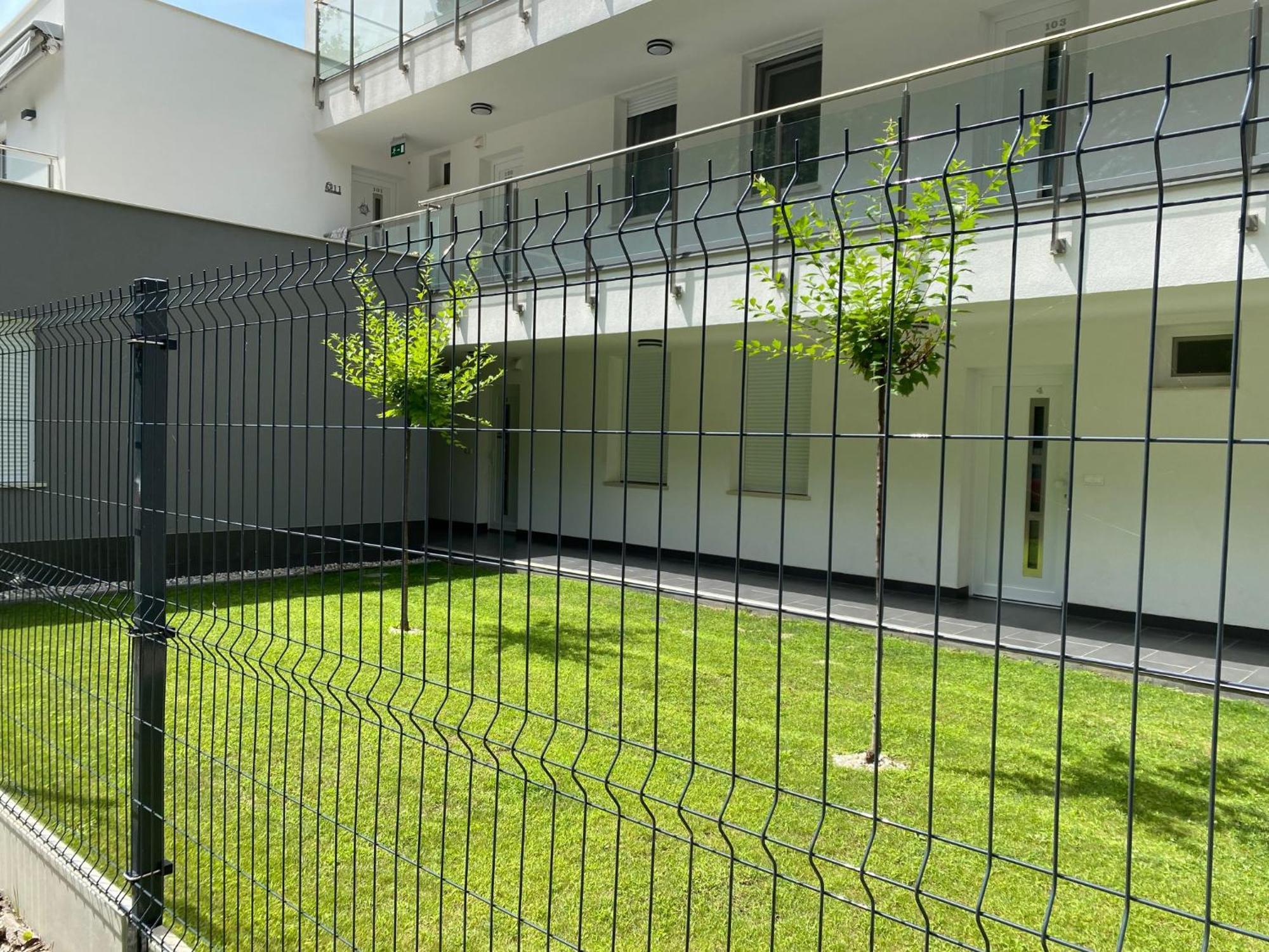 Forest Foeldvar Apartmanok By Bltn Balatonföldvár Εξωτερικό φωτογραφία