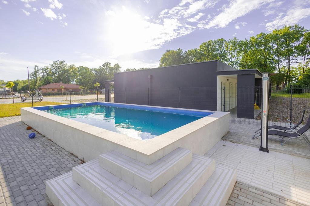 Forest Foeldvar Apartmanok By Bltn Balatonföldvár Εξωτερικό φωτογραφία